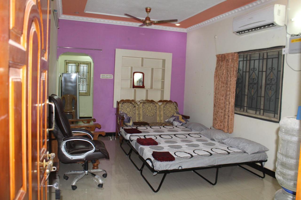 Centaurus Homestay Near Trichy Airport Tiruchirappalli Екстериор снимка